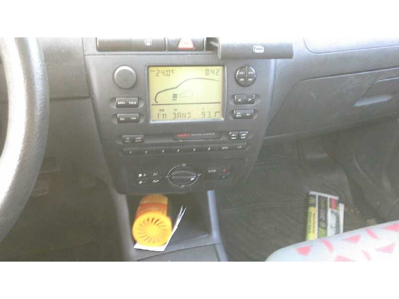 seat cordoba berlina (6k2) del año 2001