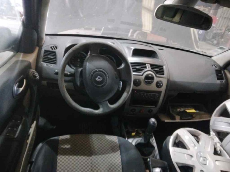 renault megane ii berlina 5p del año 2009