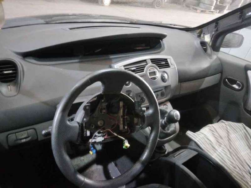 renault scenic ii del año 2007