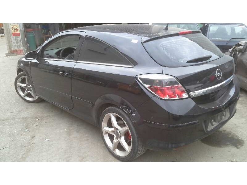 opel astra gtc del año 2006