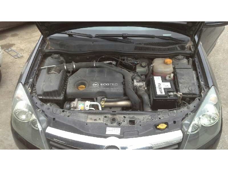 opel astra gtc del año 2006