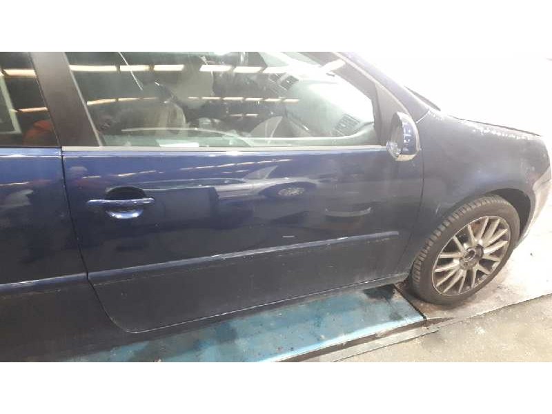 volkswagen golf v berlina (1k1) del año 2007