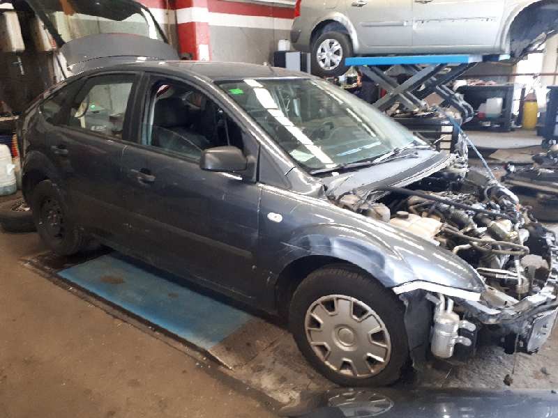 ford focus berlina (cap) del año 2005