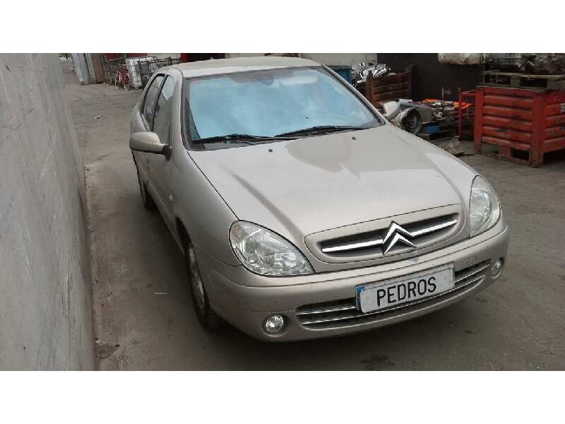 citroën xsara berlina del año 2004