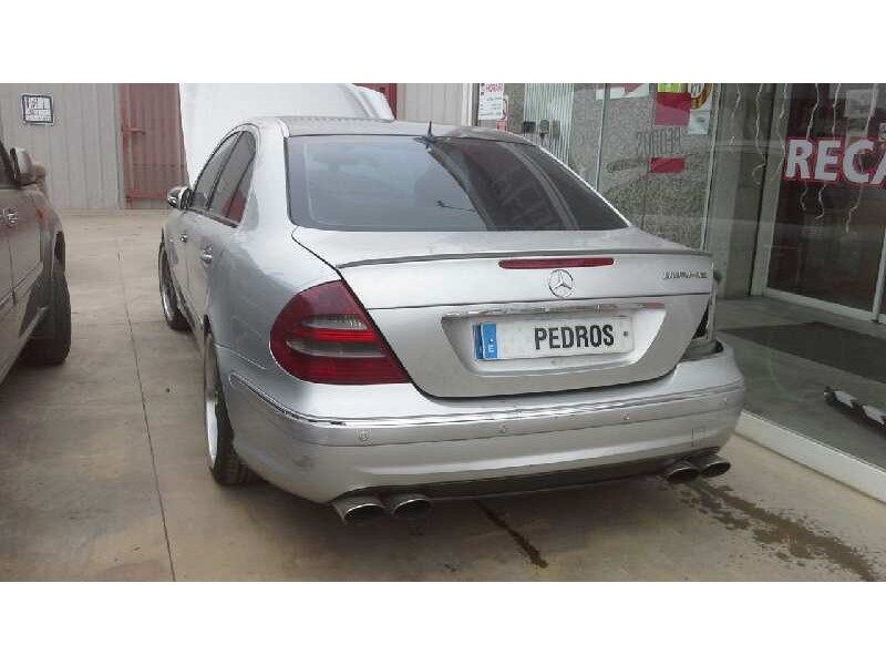 mercedes-benz clase e (w211) berlina del año 2005