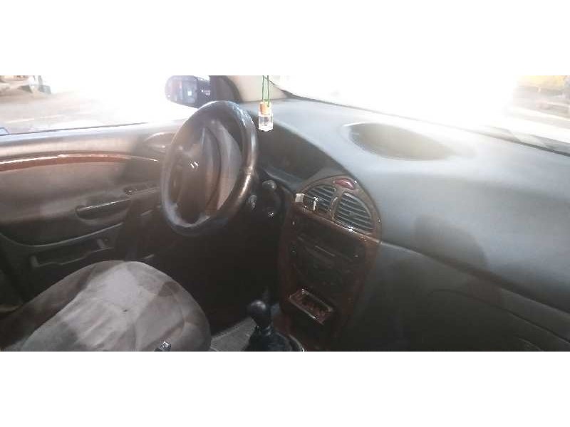 citroën c5 berlina del año 2003