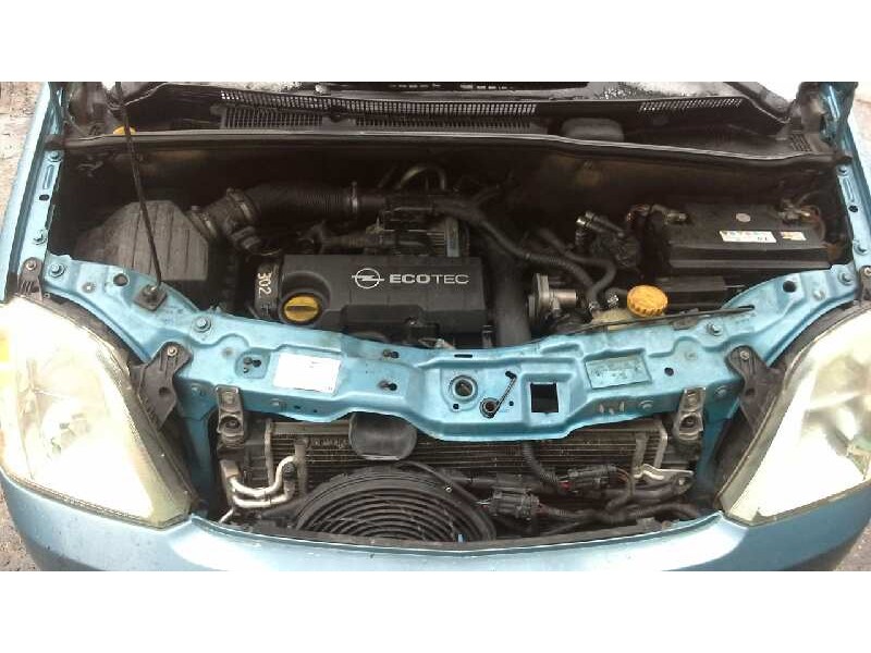 opel meriva del año 2004