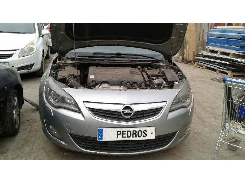 opel astra j lim. del año 2012