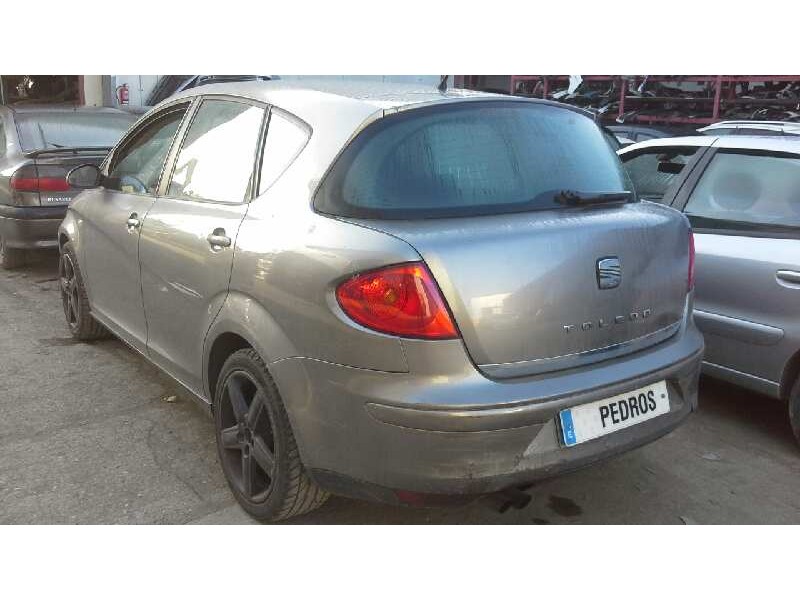 seat toledo (5p2) del año 2004