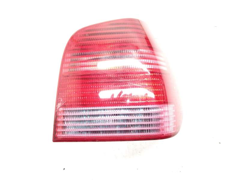 Recambio de piloto trasero derecho para volkswagen polo berlina (6n1) 1.4 referencia OEM IAM 6N0945096H 6N0945257B 