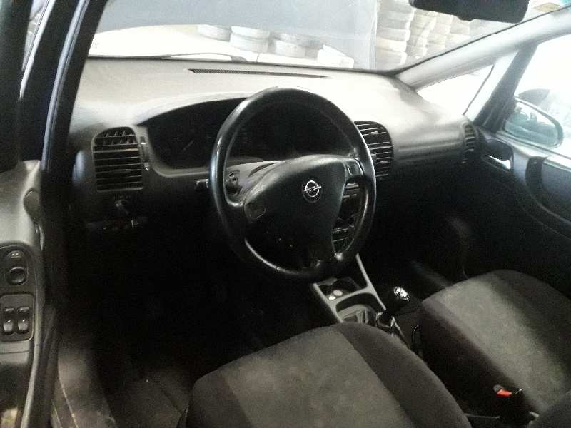 opel zafira a del año 2002