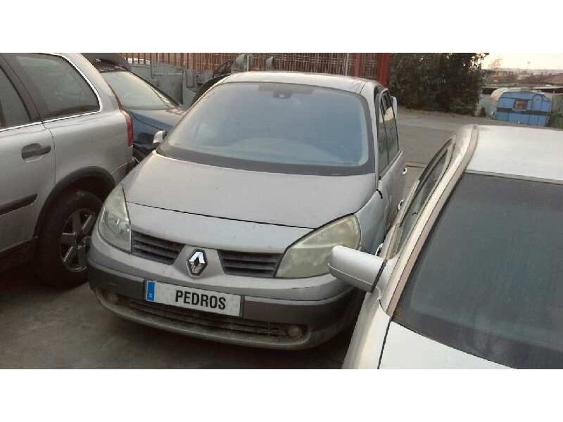 renault scenic ii del año 2004