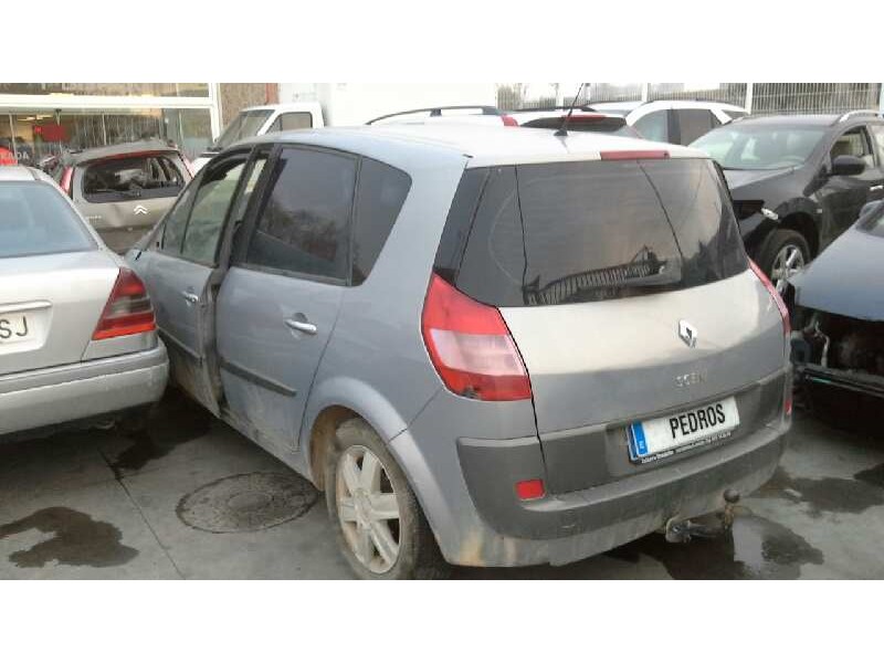 renault scenic ii del año 2004