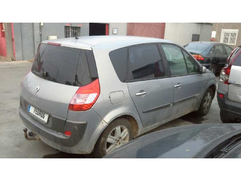 renault scenic ii del año 2004