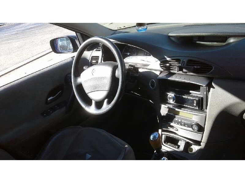 renault laguna ii (bg0) del año 2001