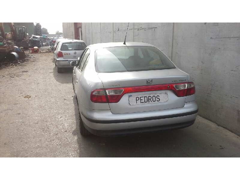 seat toledo (1m2) del año 2001