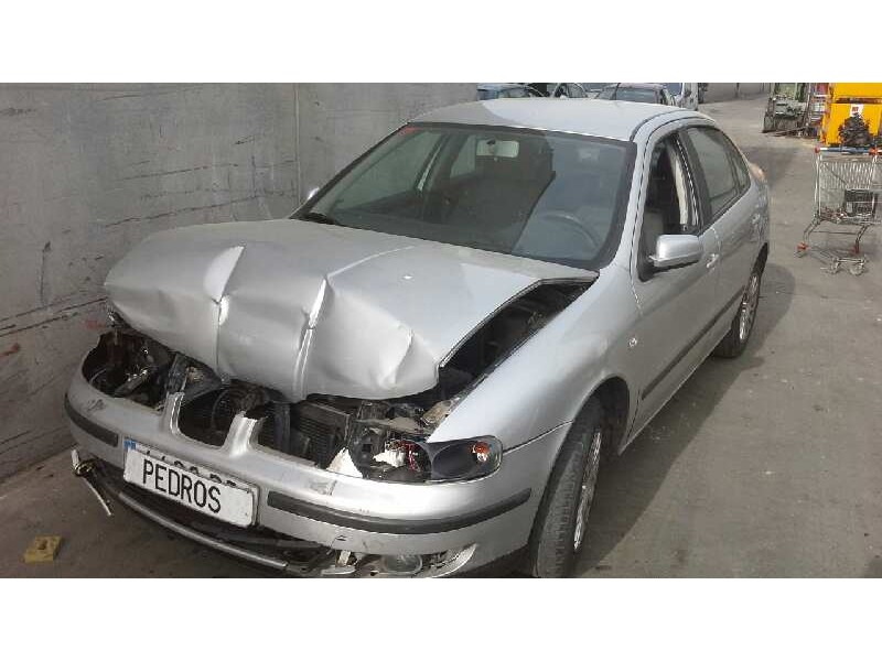 seat toledo (1m2) del año 2001