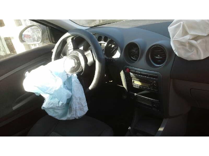 seat ibiza (6l1) del año 2007