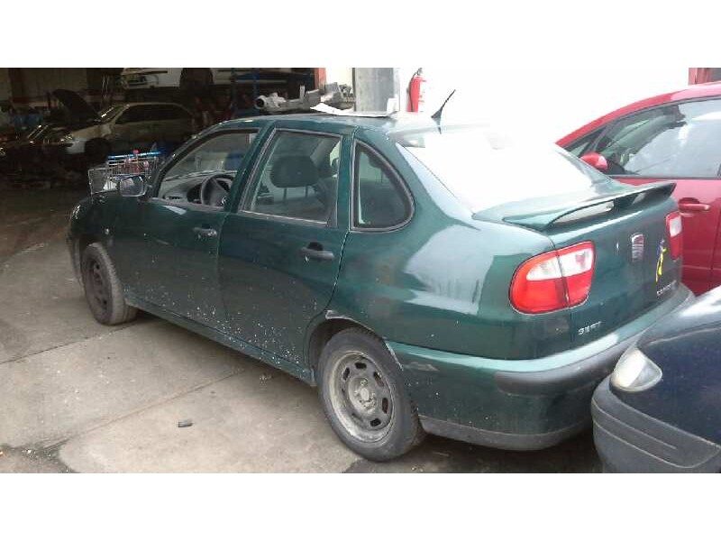 seat cordoba berlina (6k2) del año 2001