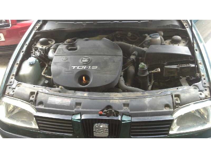 seat cordoba berlina (6k2) del año 2001