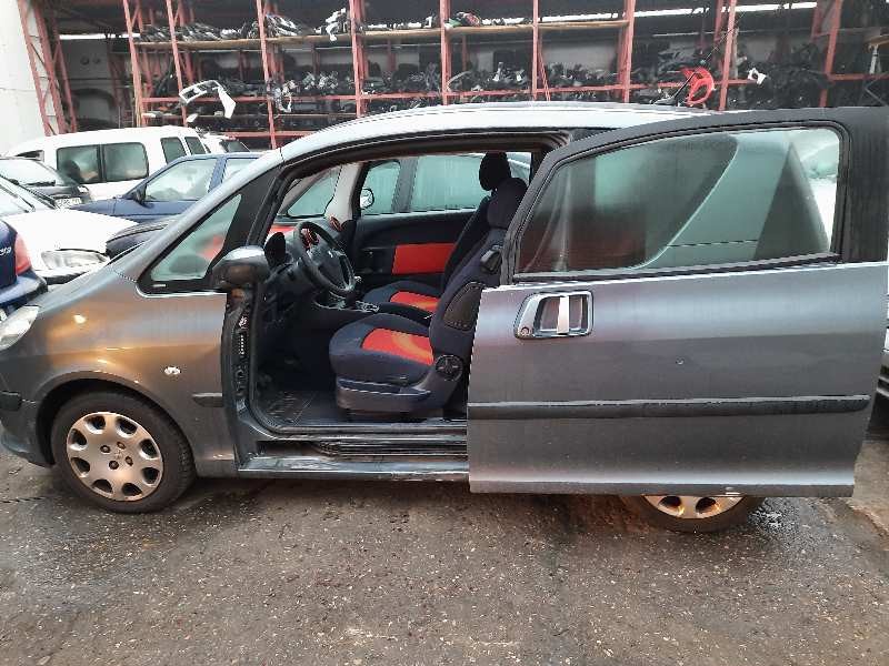 peugeot 1007 del año 2005