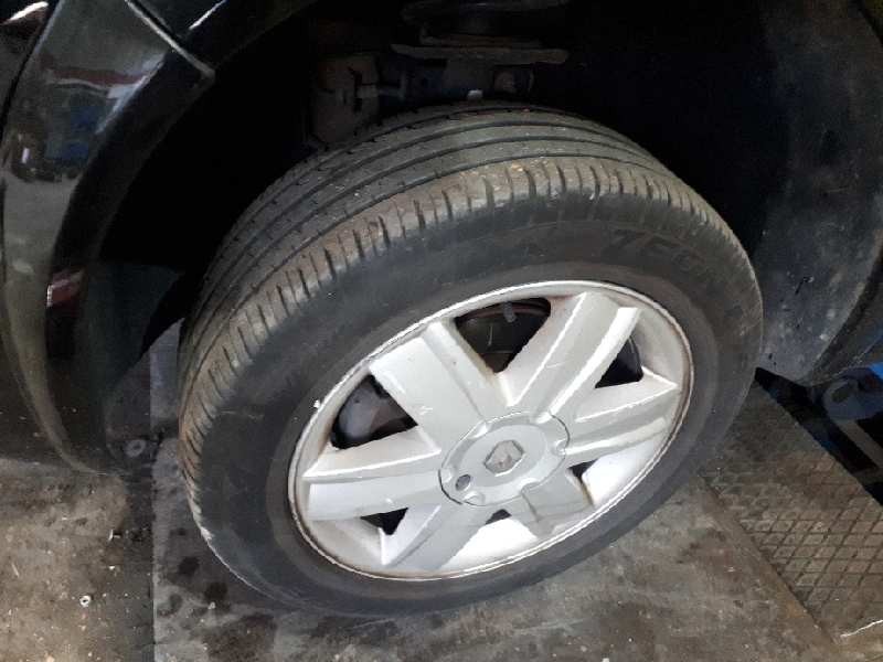 renault megane ii berlina 3p del año 2003