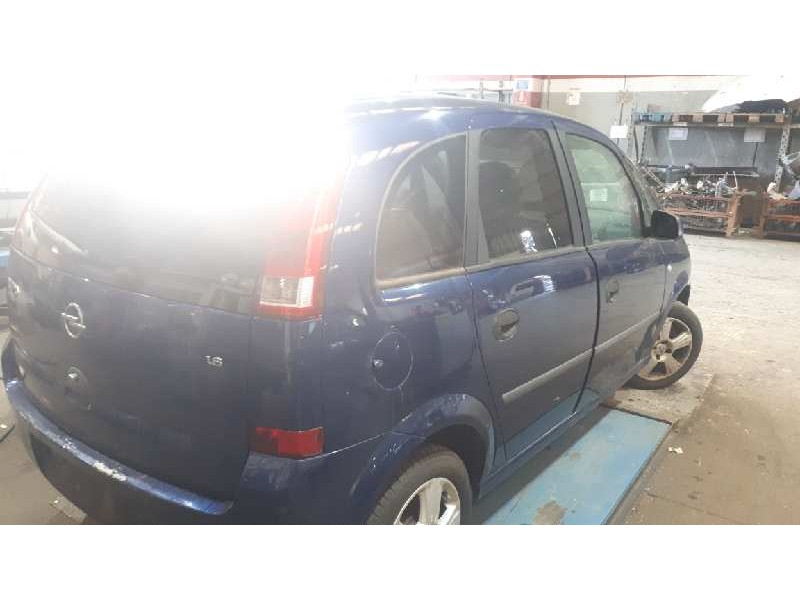 opel meriva del año 2004