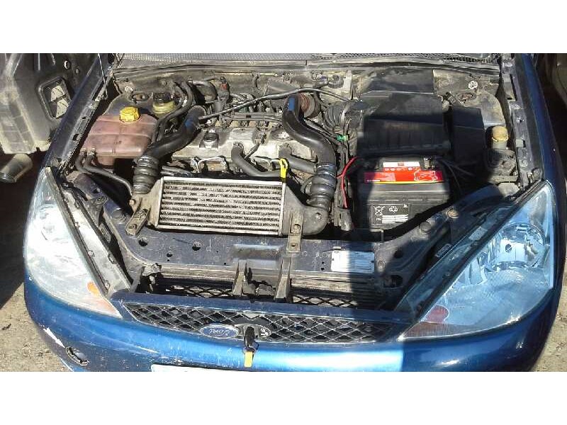 ford focus berlina (cak) del año 2001