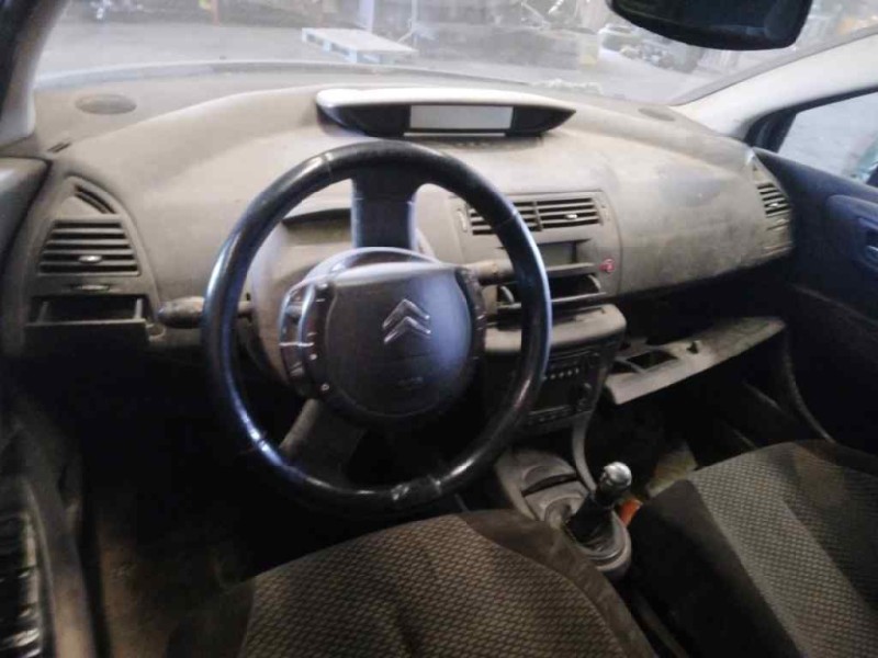 citroën c4 berlina del año 2005