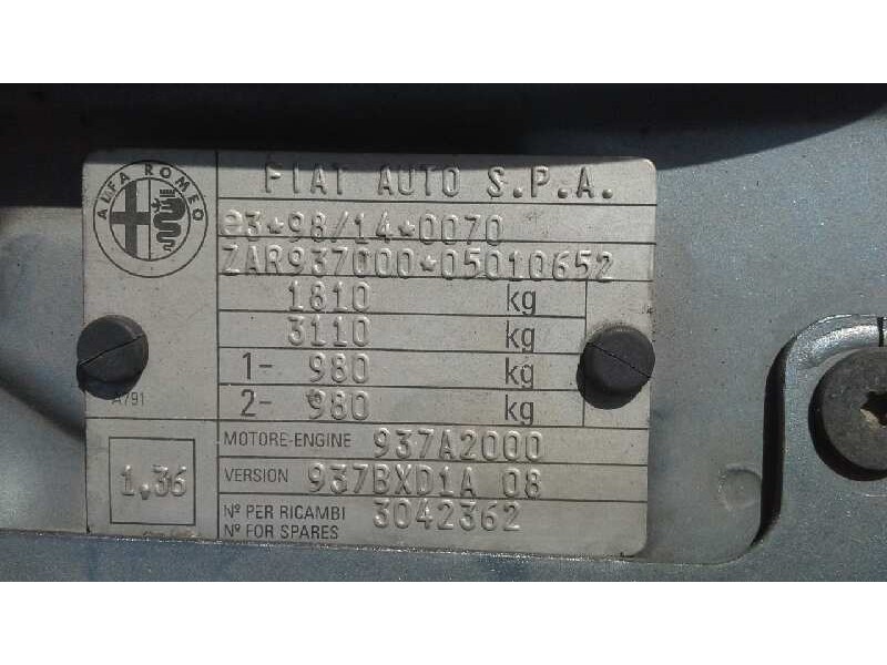 alfa romeo 147 (190) del año 2001