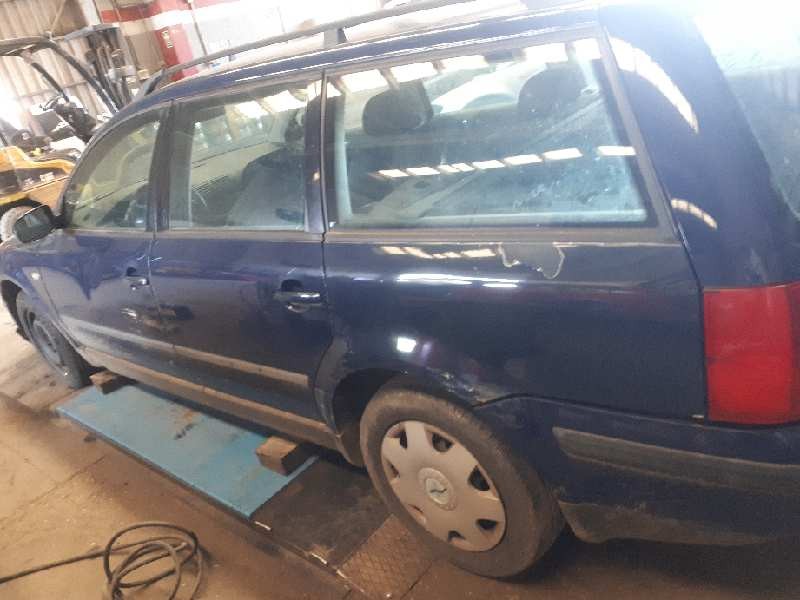 volkswagen passat variant (3b5) del año 2000
