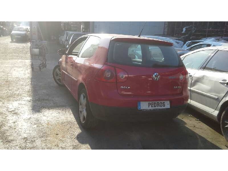 volkswagen golf v berlina (1k1) del año 2007