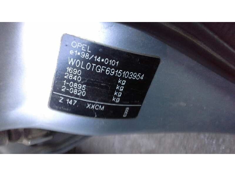 opel astra g berlina del año 2001