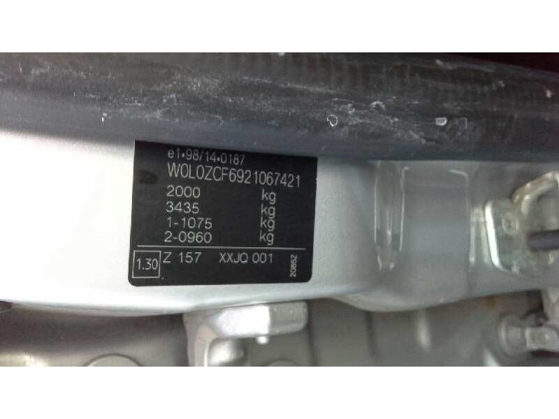 opel vectra c berlina del año 2003