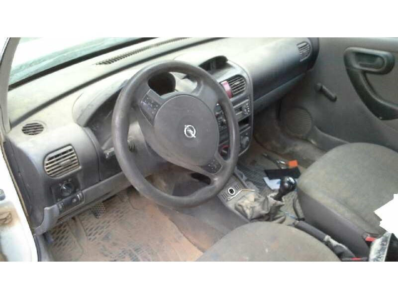 opel combo (corsa c) del año 2004