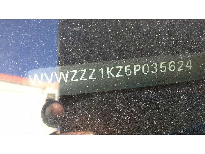 volkswagen golf v berlina (1k1) del año 2004