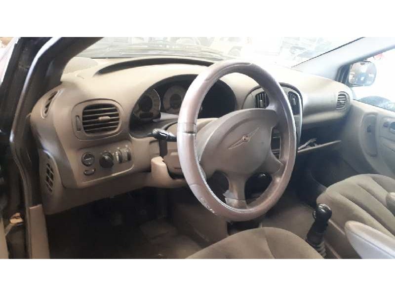chrysler voyager (rg) del año 2001