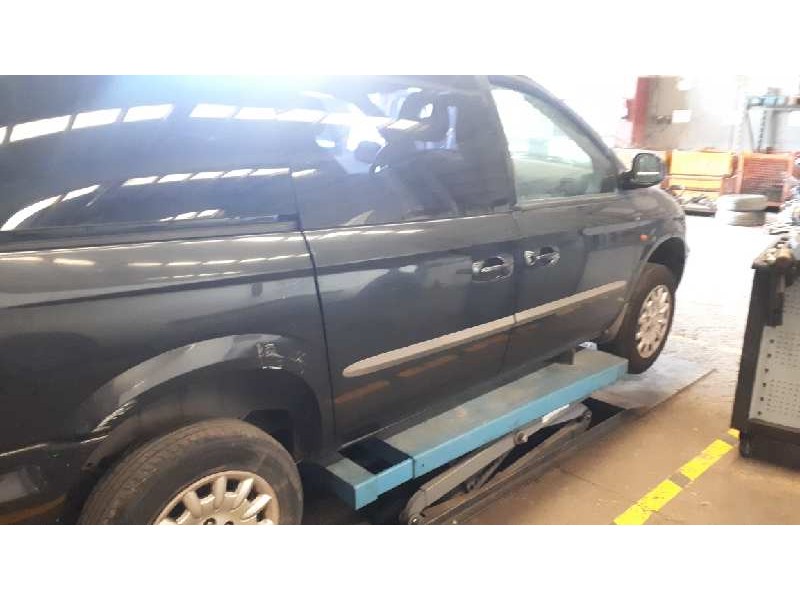 chrysler voyager (rg) del año 2001