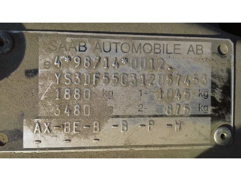 saab 9-3 berlina del año 2001