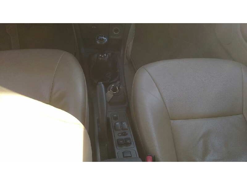 saab 9-3 berlina del año 2001