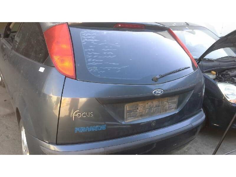 ford focus berlina (cak) del año 2004