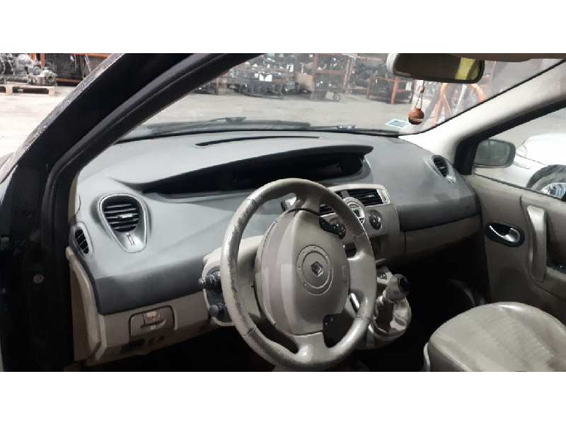 renault scenic ii del año 2005