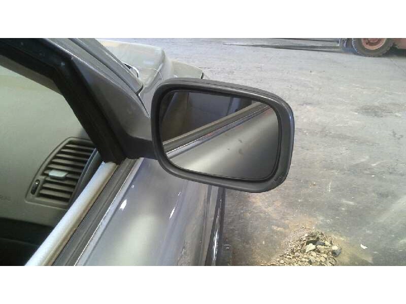 volvo xc90 del año 2003