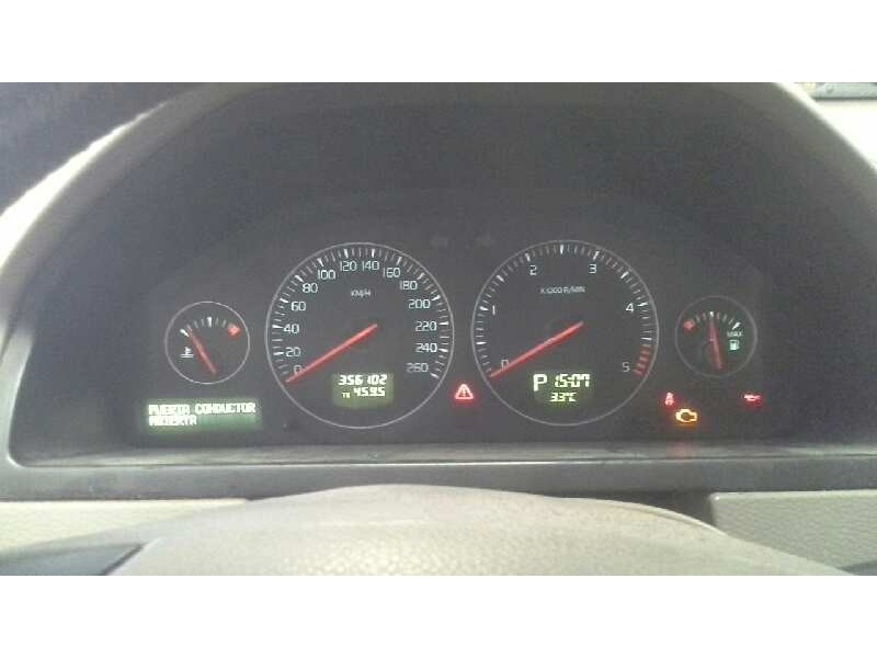 volvo xc90 del año 2003