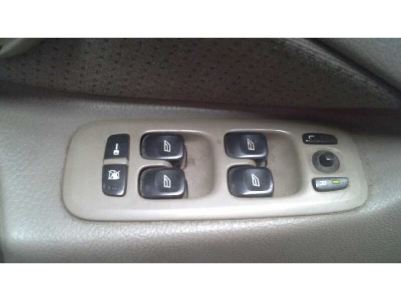 volvo xc90 del año 2003