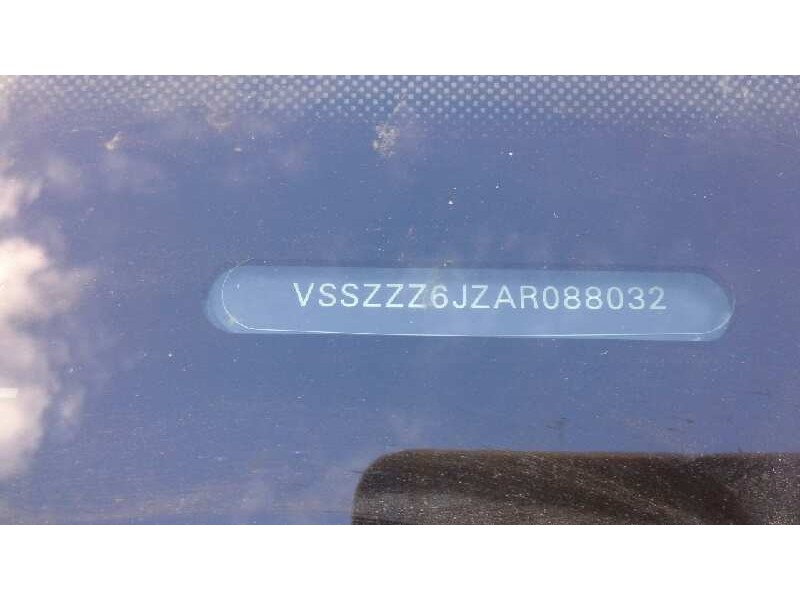 seat ibiza sc (6j1) del año 2010