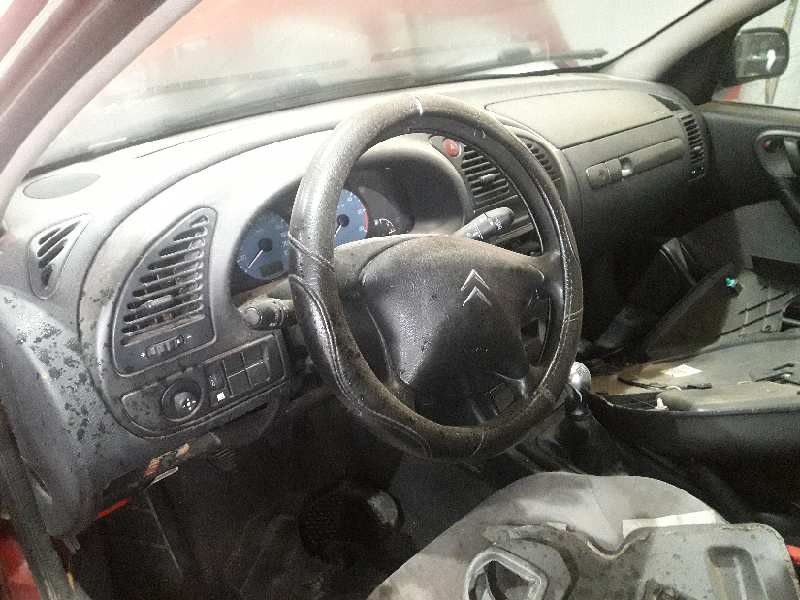 citroën xsara berlina del año 2002