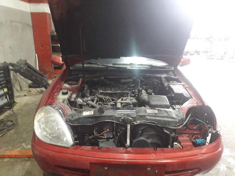 citroën xsara berlina del año 2002