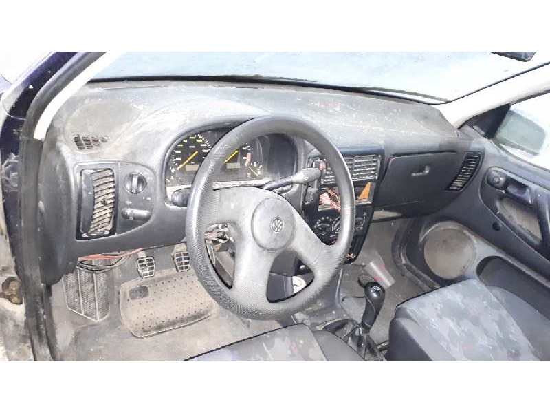 volkswagen polo berlina (6n1) del año 1995