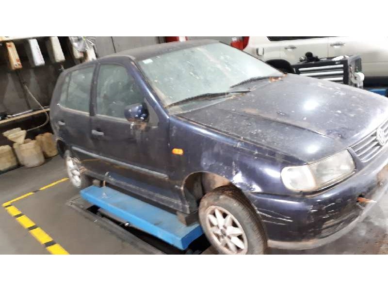 volkswagen polo berlina (6n1) del año 1995